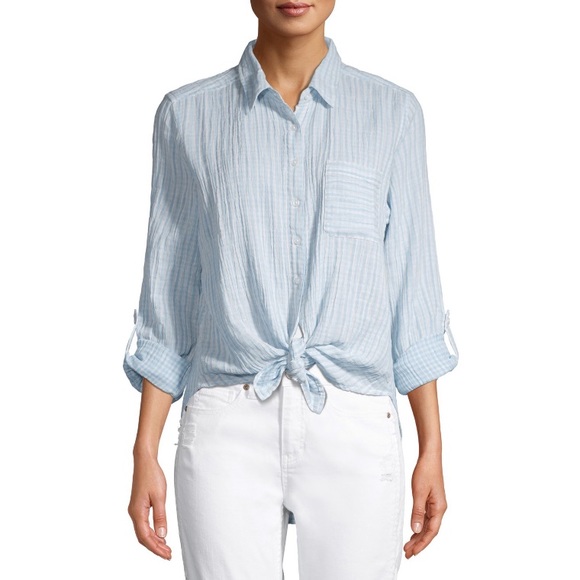 Time and Tru Tops - Time and Tru Women's Button Front Top